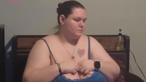 Mzjuicybootay online show from December 20, 2:13 pm