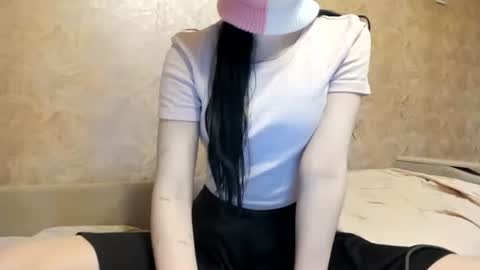 n33n33 online show from February 11, 4:16 am