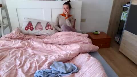 n55emo online show from March 9, 11:37 am