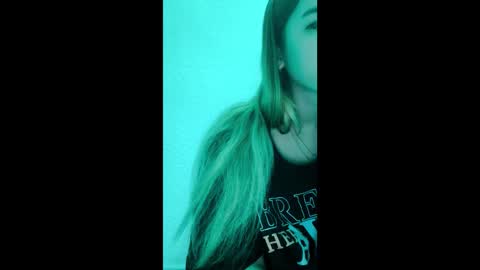 nadinxs online show from March 18, 11:54 pm