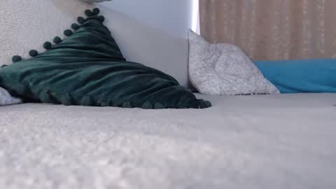 AlecSandra online show from May 26, 9:26 am