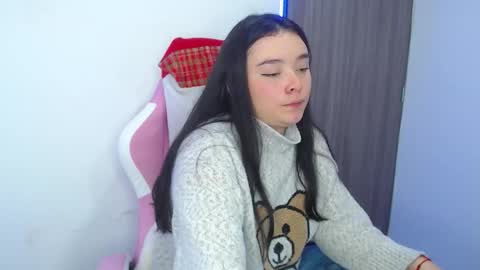 nahia cute     only   online show from December 3, 9:48 pm