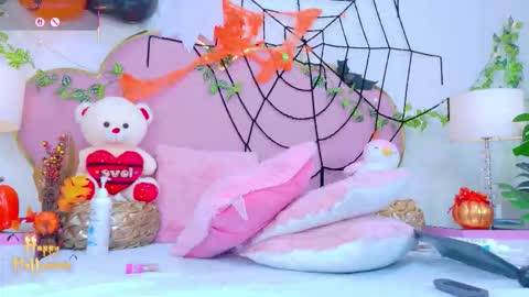 NahiaraReina  online show from October 31, 3:34 pm