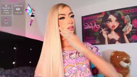 NahiaVictoria  online show from November 5, 12:07 pm