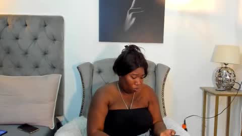 nahirobyy ebonyy online show from November 28, 8:05 pm