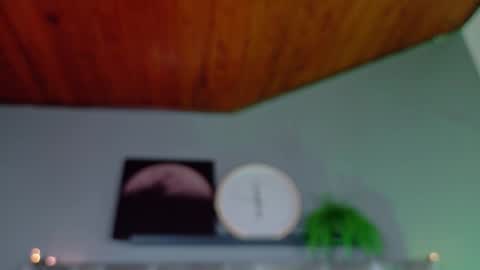  VICTORIA  online show from January 10, 8:25 pm