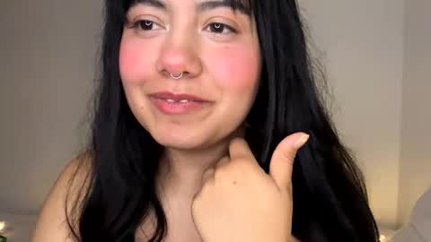 nahomy online show from March 24, 1:00 am