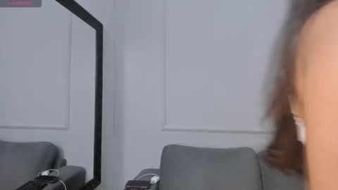 nahomycarterr online show from March 18, 12:00 pm