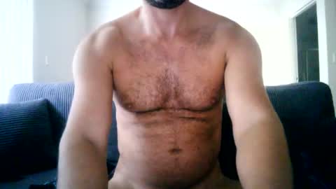Snapshot of naked_dude25 chatting on January 25, 12:06 am naked_dude25 online show from January 25, 12:06 am