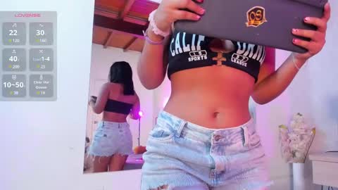 nalamittens online show from January 29, 7:43 pm