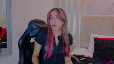 Snapshot of nami_sweet_ chatting on October 13, 12:29 pm nami_sweet_ online show from October 13, 12:29 pm