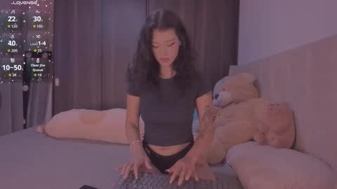 Snapshot of namibergman_ chatting on October 14, 11:52 pm N A M I - OF namibergmant online show from October 14, 11:52 pm
