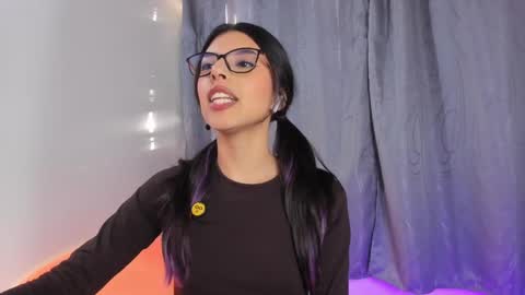 Snapshot of nanakodollx chatting on October 8, 9:43 pm Nana  Natalia online show from October 8, 9:43 pm