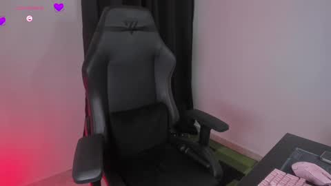            online show from February 10, 2:08 am