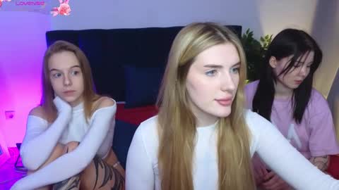 Maeve online show from March 4, 2:10 pm