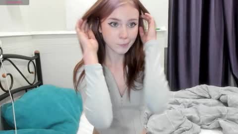 Snapshot of nancy_ston chatting on September 29, 12:37 pm Nancy online show from September 29, 12:37 pm