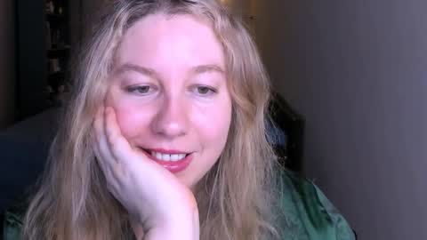 Nancy online show from April 3, 6:37 pm