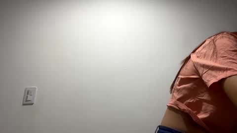 nanim173892 online show from January 7, 11:03 pm