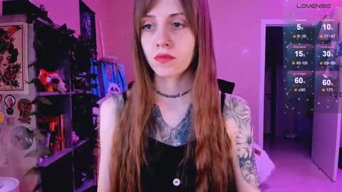 Snapshot of nanitamoore chatting on February 26, 8:25 pm Monday-Friday 12-4 AM and 6-9 AM New York time online show from February 26, 8:25 pm