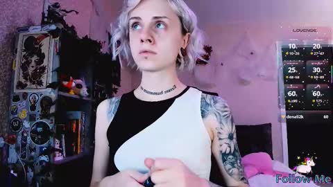 Monday-Friday 12-4 AM and 6-9 AM New York time online show from November 5, 8:33 pm