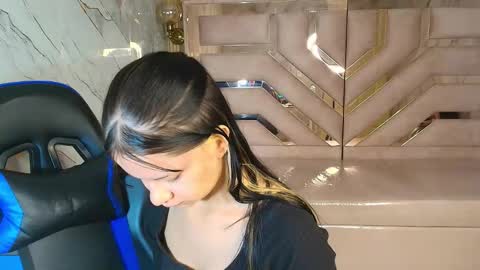 Snapshot of nanncy_r_ chatting on October 9, 1:16 pm Nancy online show from October 9, 1:16 pm