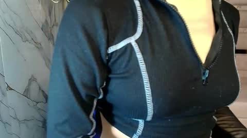 Snapshot of nanncy_r_ chatting on September 20, 1:14 pm Nancy online show from September 20, 1:14 pm