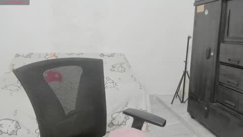  Naoko  online show from June 2, 1:18 am