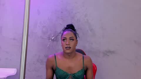 Naomi Blair online show from May 11, 3:35 am