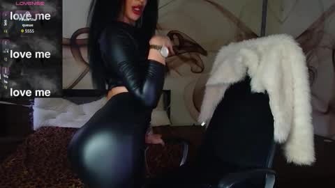 NaomiScarlett online show from January 8, 7:58 am