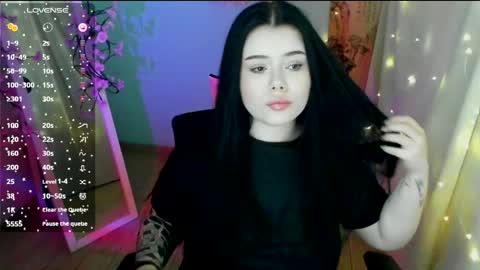 Naomi online show from May 11, 8:21 am