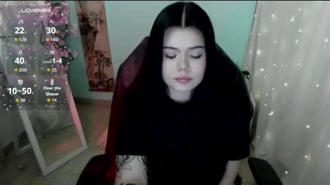 Naomi online show from April 1, 1:41 pm