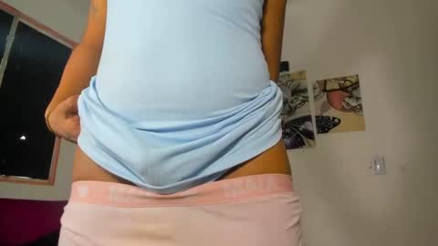 naomiwildburn online show from February 28, 1:47 pm