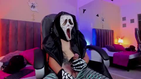 Nascary Fox online show from October 31, 9:04 pm