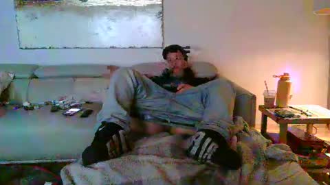 nassobout online show from September 10, 9:10 am