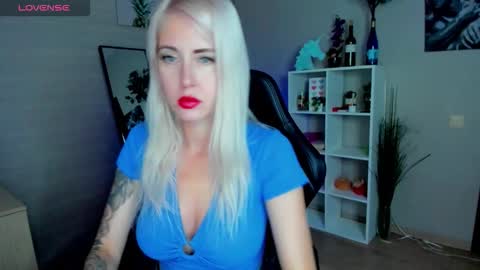 Snapshot of nastasya_cute chatting on September 29, 1:48 am Nastya online show from September 29, 1:48 am