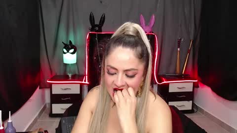 nasty latyna online show from February 8, 11:45 pm