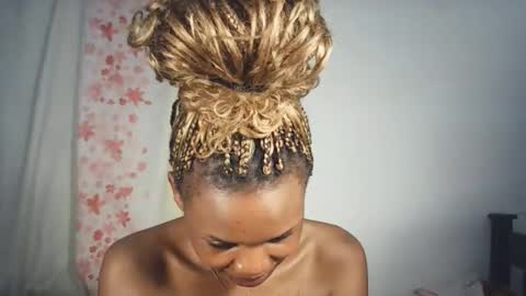 nastydivah online show from April 8, 10:35 pm