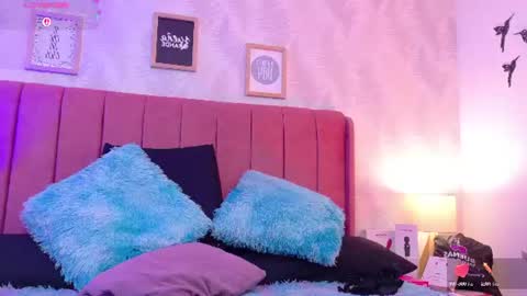 Natacha black online show from July 22, 12:02 am