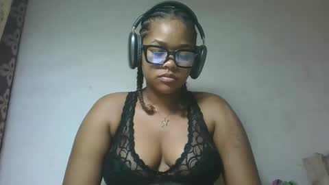 natachazz online show from May 14, 11:41 am