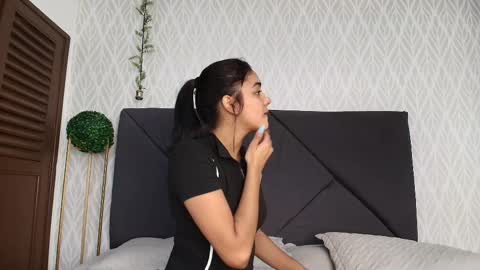 Snapshot of natalia_aguirre chatting on September 16, 12:07 pm Naty online show from September 16, 12:07 pm