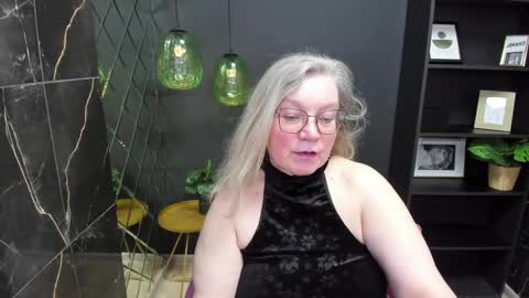 Snapshot of natalicloud chatting on March 3, 6:56 pm NataliCloud online show from March 3, 6:56 pm