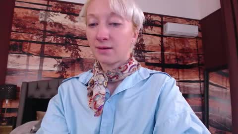 Natalie online show from January 6, 11:47 am