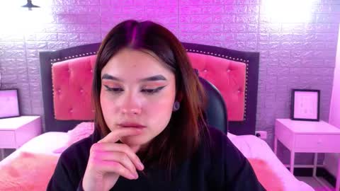 natalie  online show from September 22, 2:48 am