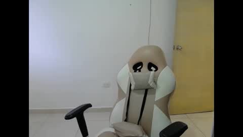 natalielabellex1 online show from December 13, 8:04 pm