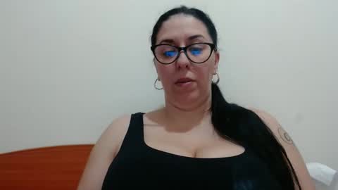 Snapshot of natally565656 chatting on February 17, 11:02 am natally online show from February 17, 11:02 am