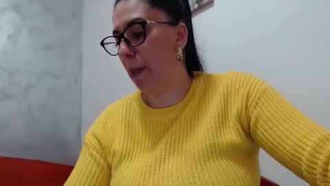 natally online show from November 17, 1:57 pm