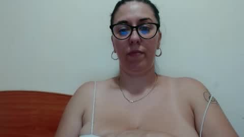 Snapshot of natally565656 chatting on September 20, 1:03 pm natally online show from September 20, 1:03 pm
