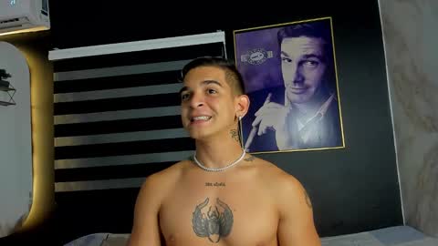 Snapshot of natan_77 chatting on February 15, 2:04 am natan_77 online show from February 15, 2:04 am