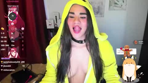 Snapshot of natasha777_a chatting on October 17, 10:03 pm Natasha online show from October 17, 10:03 pm