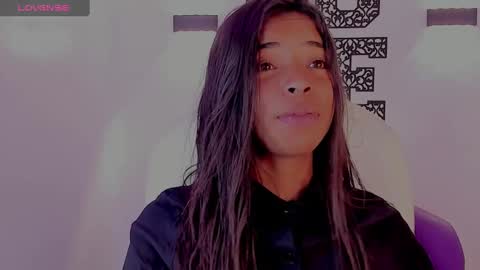 Snapshot of natasha_smith_ws chatting on February 24, 6:58 pm Natasha online show from February 24, 6:58 pm